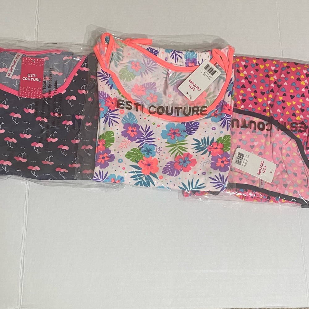 FREE SHIPPING 3 sets of pajamas